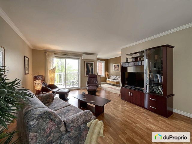 $299,000 - Condominium for sale in Sherbrooke (Jacques-Cartier) — photo 2