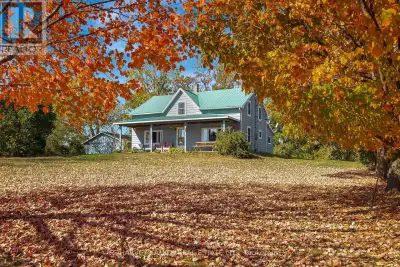 Fall in love with this beautifully renovated farmhouse in the sought-after Waupoos area of Prince Ed...
