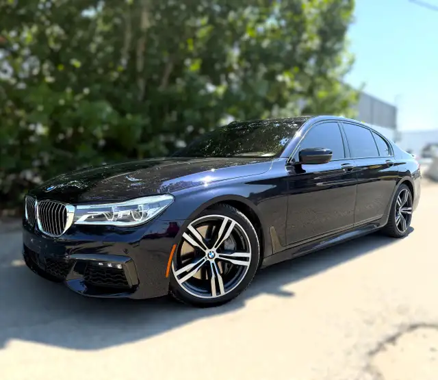 2019 BMW 7 Series 750i xDrive in Cars & Trucks in Calgary - Image 21
