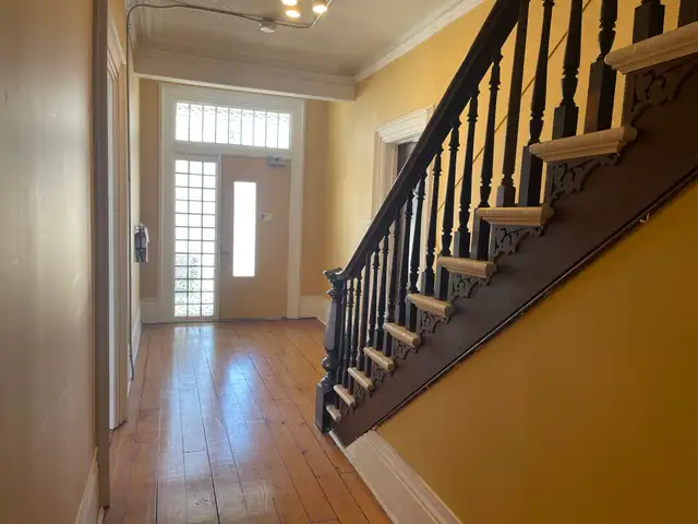 2-184 Christina St S – 1-Bedroom Apt (Near Riverfront) in Long Term Rentals in Sarnia - Image 11