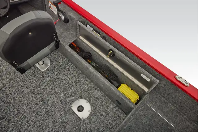 2026 TRACKER ProGuide V-16 Walk Thru fishing boat in Powerboats & Motorboats in Prince Albert - Image 15