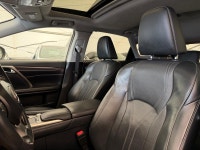 The 2022 Lexus RX 350 is a mid-size luxury SUV renowned for its exceptional ride quality, quiet cabi... (image 5)