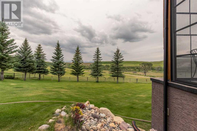 45002 RANGE RD 281 Rural Cardston County, Alberta in Houses for Sale in Lethbridge - Image 3