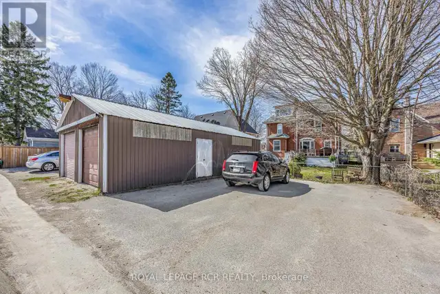 317 MAIN STREET E Shelburne, Ontario in Houses for Sale in Barrie - Image 3