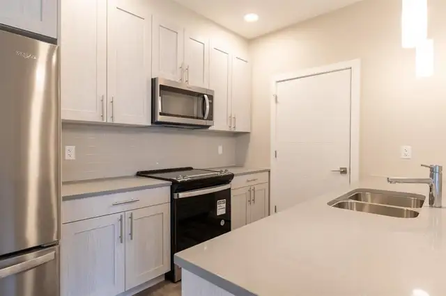 329 1505 Molson Street Winnipeg, Manitoba62854412252673124