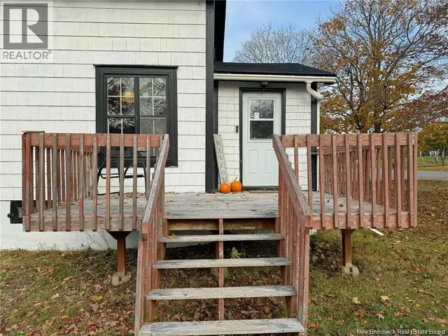54 Pleasant Avenue McAdam, New Brunswick in Houses for Sale in Fredericton - Image 6