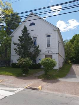 307 Main Street in Houses for Sale in Bridgewater