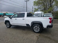 Perfect Auto CLEAN CARFAX - BUMPER TO BUMPER FACTORY WARRANTY - CUSTOM EDITION - SHORT BOX - 4X4 - 6... (image 1)