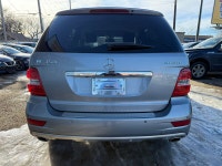 PLEASE NOTE: Any finance deals will have a $1,000 finance fee added to the sales price. 2011 Mercede... (image 5)