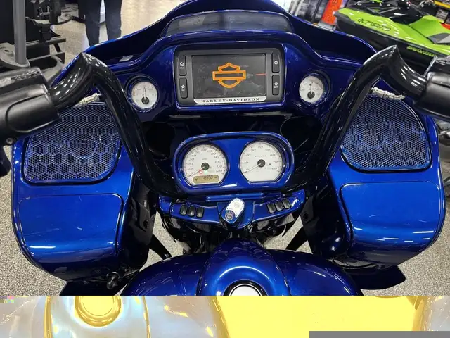 2016 Harley-Davidson ROAD GLIDE SPECIAL in Sport Touring in Ottawa - Image 5