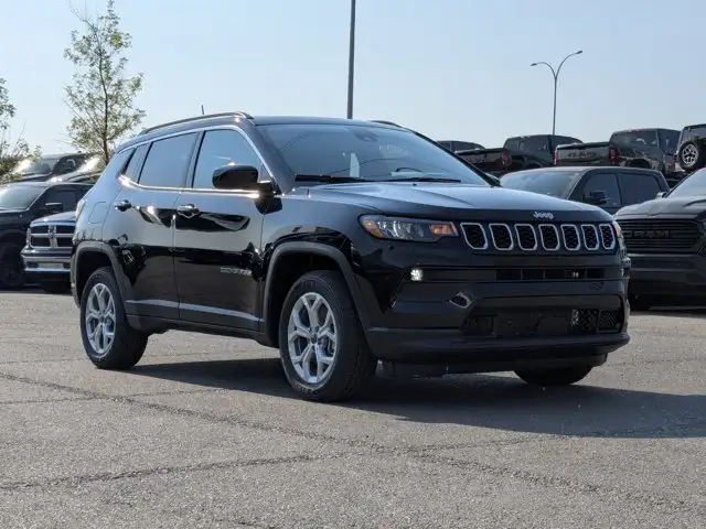 2026 Jeep Compass North * - Panoramic Sunroof - Alpine Audio in Cars & Trucks in Calgary - Image 3
