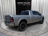 NAVIGATION SYSTEM, HEATED FRONT SEATS, HEATED REAR SEATS, HEATED STEERING WHEEL, ADJUSTABLE PEDALS,... (image 2)