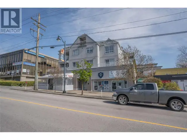 101 723 TWELFTH STREET New Westminster, British Columbia in Condos for Sale in Richmond - Image 2