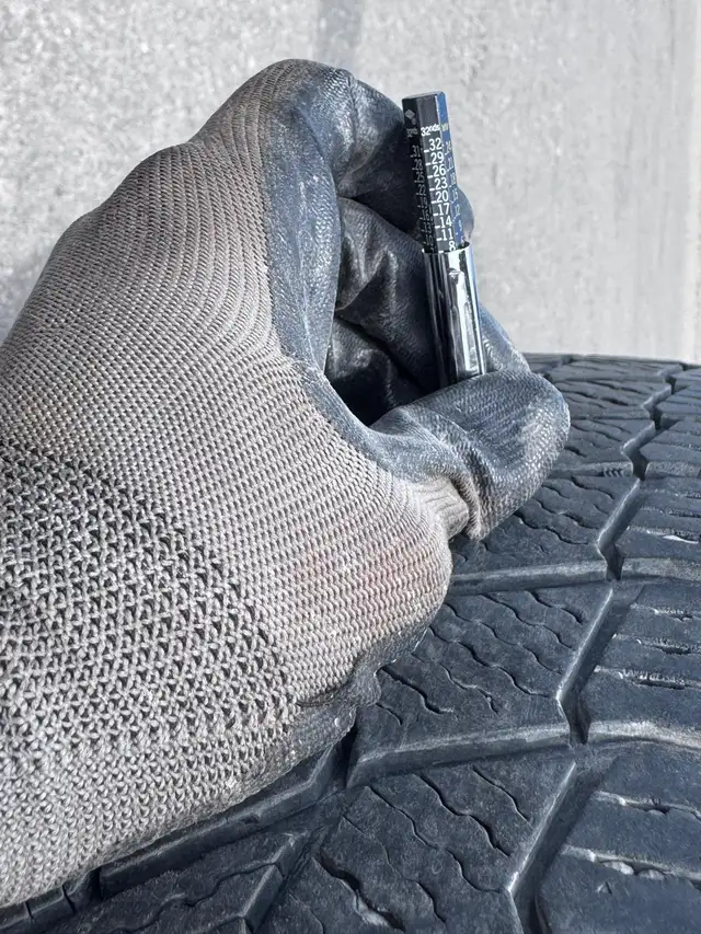 235/55/19 Audi SQ5 Benz GLC300 Michelin x ice snow tires 5x112 in Tires & Rims in City of Toronto - Image 3