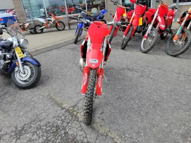 2022 GASGAS EX 250 in Dirt Bikes & Motocross in Ottawa - Image 6