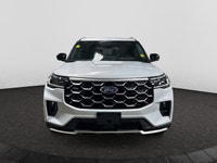 Check out this vehicle's pictures, features, options and specs, and let us know if you have any ques... (image 7)