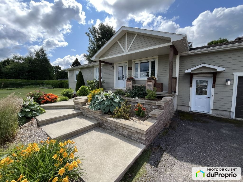 $484,000 - Bungalow for sale in Roxton Falls — photo 3