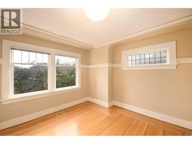 2970 W 37 AVENUE Vancouver, British Columbia in Long Term Rentals in Vancouver - Image 9