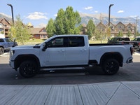 AMVIC Licensed Dealer Location: Wolfe Chevrolet GMC Buick Canmore 2026 GMC Sierra 2500HD AT4 Crew Ca... (image 4)