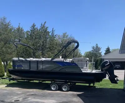 Bay Marine Sales 2022 Sylvan L-3 DLZ Bar, Yamaha 175, this one is loaded on a trailer. Full option d...