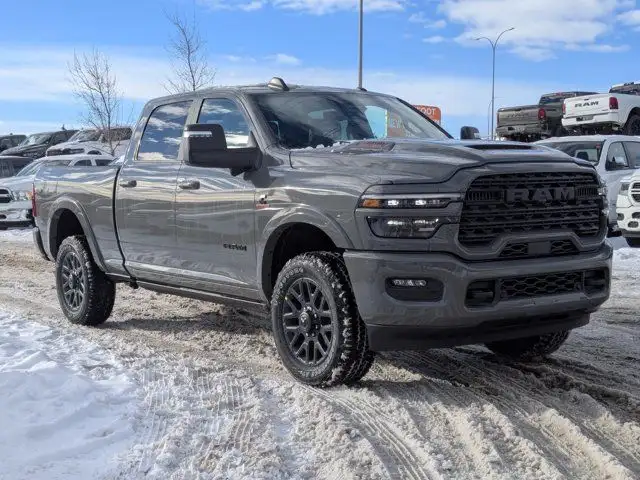 2026 Ram 3500 Limited - NIGHT EDITION - 5TH W & GOOSENECK PREP in Cars & Trucks in Calgary - Image 3