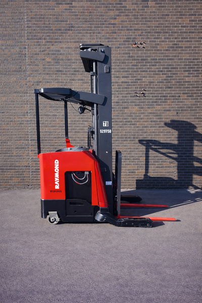 Keywords: Raymond forklift, reach forklift, 4,500 lbs capacity, 3-stage mast, forklift with side shi...