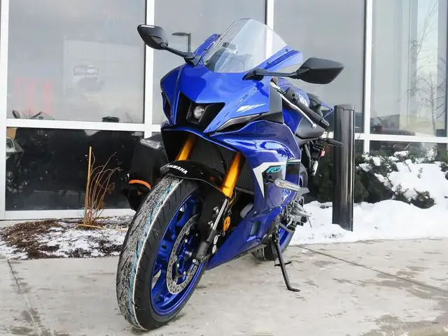 2025 Yamaha YZF-R7 in Sport Bikes in Cambridge - Image 5
