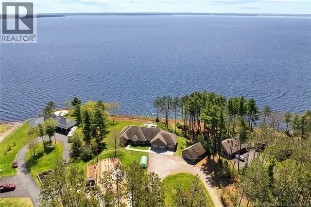 2990 Route 690 Sypher Cove, New Brunswick in Houses for Sale in Fredericton - Image 41