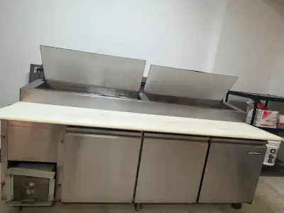 Selling a Commercial Sandwich Prep Table with lids, perfect for keeping food ready for service in a...