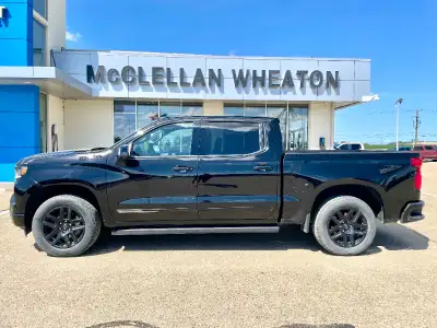 Please Check Sellers Website to verify updated / current prices. 4WD Crew Cab 147" High Country Engi...