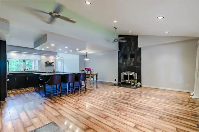 148 Irving Place Winnipeg, Manitoba62865717956867122