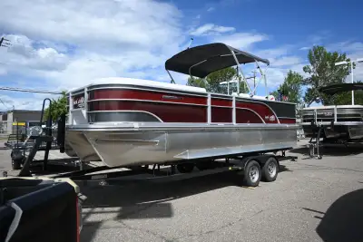 The 2023 SunCatcher Select 322RF is a premium pontoon boat designed for both leisure and fishing ent...
