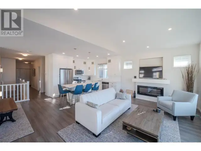 2450 Radio Tower Road Unit# 163 Oliver, British Columbia in Houses for Sale in Penticton - Image 11