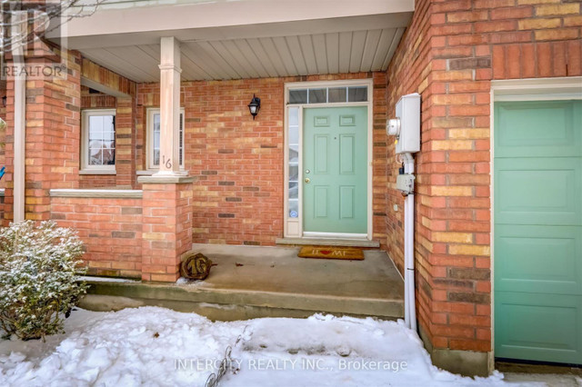 16 NATALIE CRT Thorold, Ontario in Houses for Sale in St. Catharines - Image 3