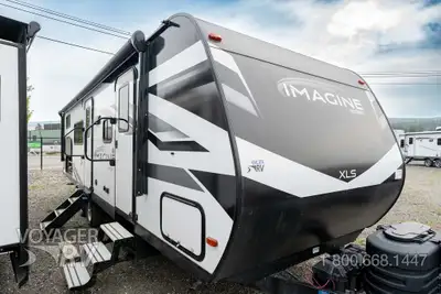 Located in Winfield, BC Call or Text 250-766-4607 Voyager RV Centre 1-800-668-1447 Ducted Air Condit...
