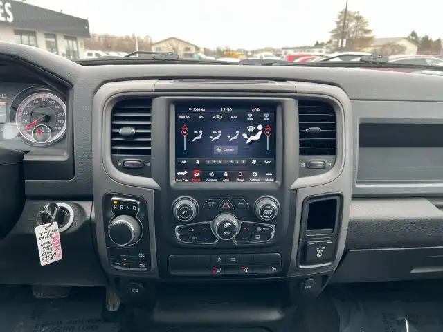 2020 Ram 1500 Classic in Cars & Trucks in Ottawa - Image 24