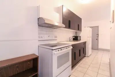 Spacious 2-Bedroom Apartment | Prime Location – 579 College St Rent: $2100 | Utilities Included Step...