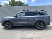 // ACCIDENT FREE!! // // SINGLE OWNER! // This 2021 Kia Sorento X-Line AWD is a well-kept SUV with o... (image 1)