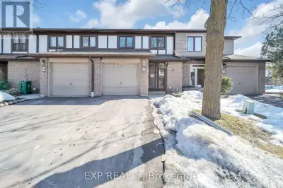 Priced to Sell. Must visit beautifully renovated north facing condo townhouse with 3 bedrooms, 3.5 w...