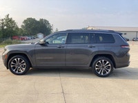 This Jeep Grand Cherokee L has a dependable Gas V-6 3.6L engine powering this Automatic transmission... (image 9)