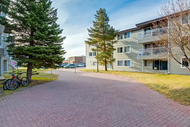 Affordable Apartments for Rent - Berkeley Square - Apartment for in Long Term Rentals in Lethbridge - Image 14