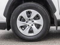 *Heated Seats, Apple CarPlay, Android Auto, Blind Spot Monitoring, Lane Keep Assist!* With rugged ca... (image 3)
