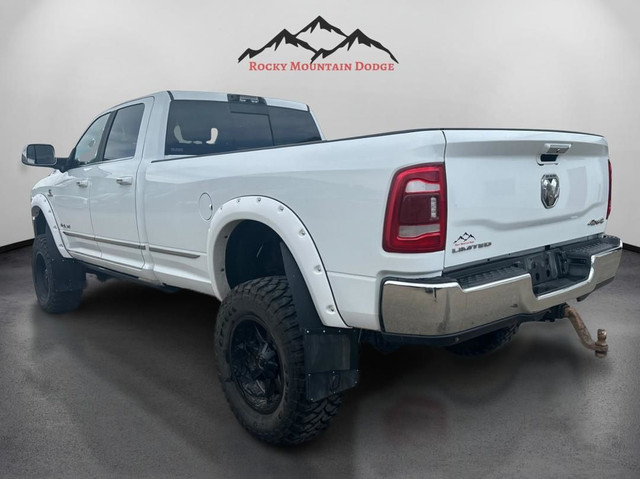 ONE OWNER 2022 RAM 3500 CREW CAB DIESEL LIMITED in Cars & Trucks in Red Deer - Image 3