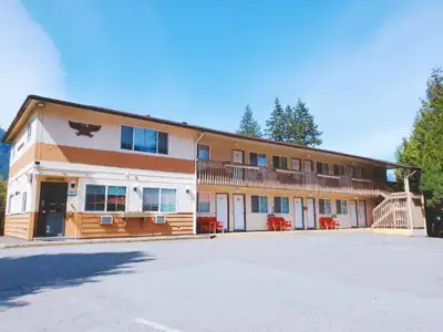 Located in the heart of beautiful Hope, BC. Just two hours from Vancouver and at the crossroads of t...