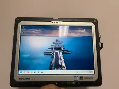 Panasonic toughbook CF-33 Well-protected against dust, liquids, and falls 12-inch Windows 11 Tablet...