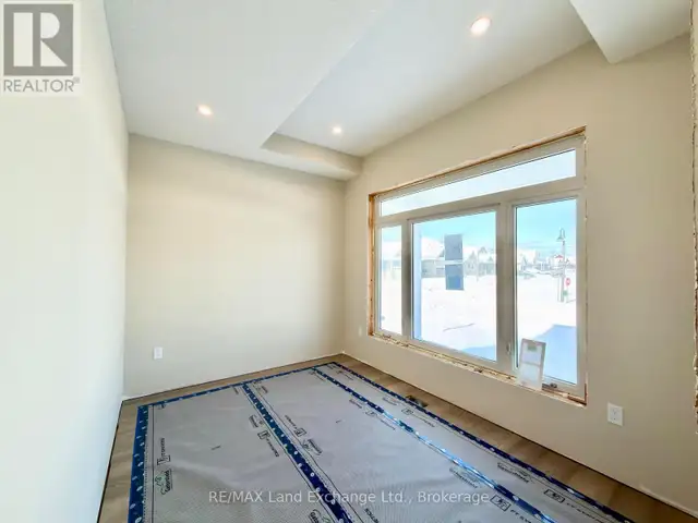 159 WESTLINKS DRIVE Saugeen Shores, Ontario in Houses for Sale in Owen Sound - Image 4