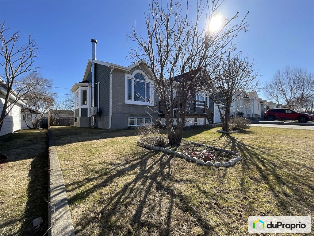 $385,000 - Bungalow for sale in Mont-Joli — photo 3