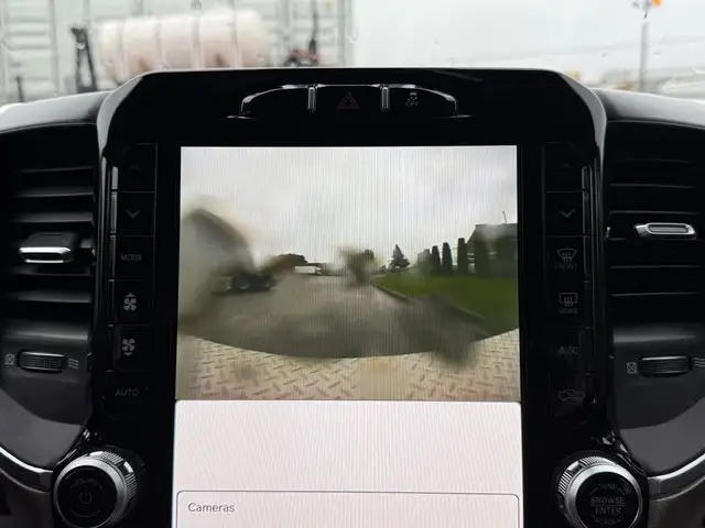 2024 Ram 5500 Heavy Duty Laramie 4x4 Crew Cab Cummins Service Tr in Heavy Trucks in Regina - Image 60