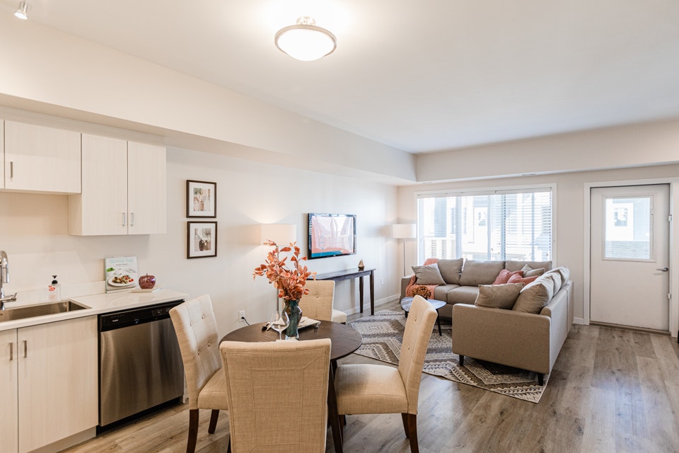 Element Townhomes in Prairie Pointe - 2 Bedroom Upper Inner Town 4