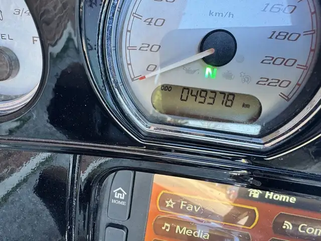 2017 Harley-Davidson Street Glide Special **SCREAMIN' EAGLE PIPE in Sport Touring in Markham / York Region - Image 9